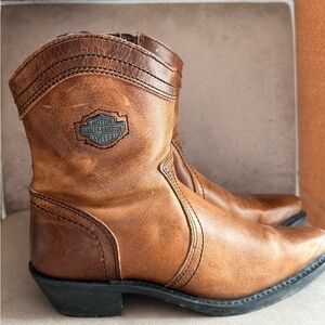 Harley-Davidson 7.5 women’s Tan Leather Western Boots